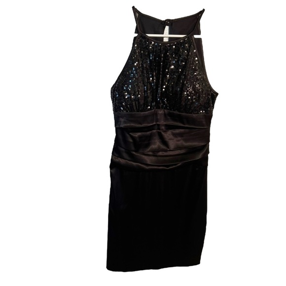 B. Darlin Sleeveless Mini Dress Black Sequins - Picture 1 of 10